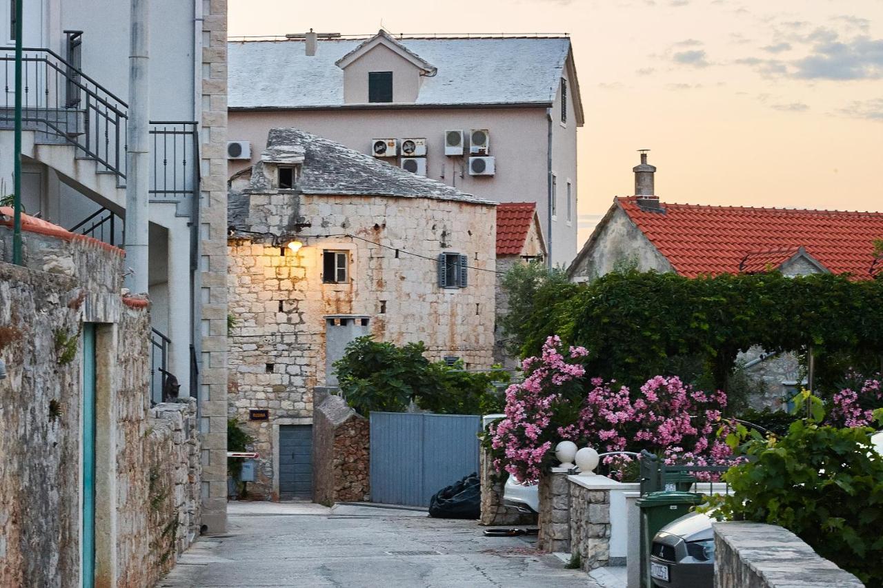 Guest House Marija 볼 외부 사진