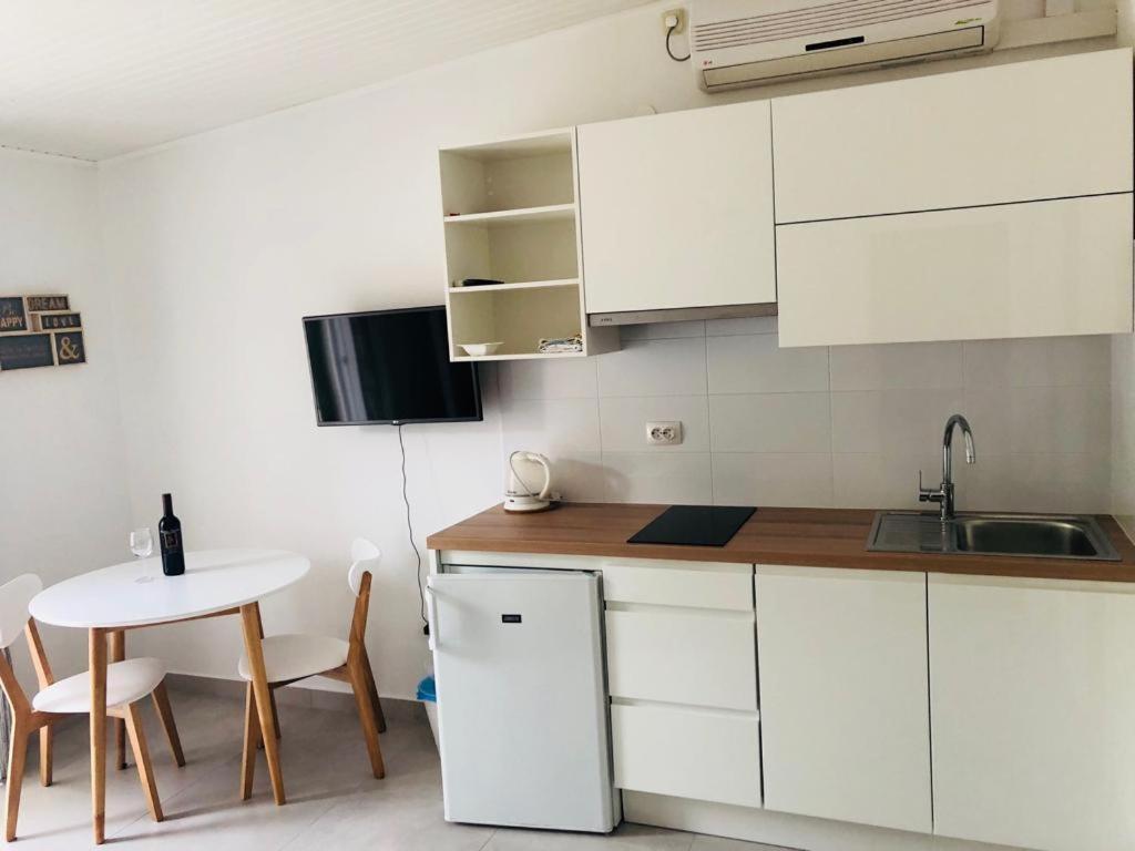 Guest House Marija 볼 외부 사진
